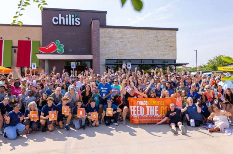 Hawkeye and Michelle of Cumulus Media’s New Country 96.3 Help Feed DFW Hungry with Tango Charities, Creating Over 22,000 Meals for Area Food Pantries